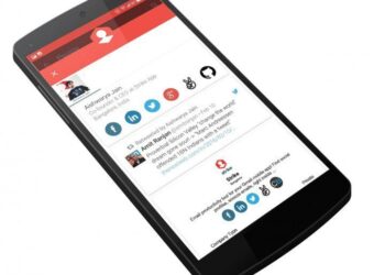 Startup that lets the plugin of Gmail to run on phone 1