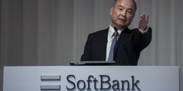 SoftBank Initiates Strategic Divestment as PB Fintech Shows Strong Q2 Performance 01 scaled