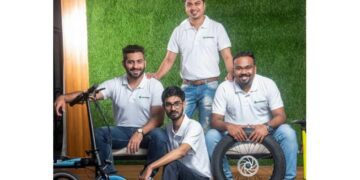 Mahendra Singh Dhoni Invests in EMotorad Becomes Brand Ambassador 01