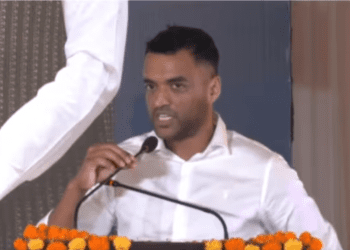 Zomato CEOs Journey From Fathers Doubt to Industry Giant 01